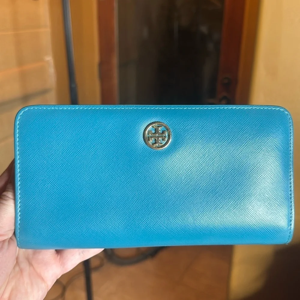 TORY BURCH Zip Around Snap Blue Leather Logo Wallet Clutch